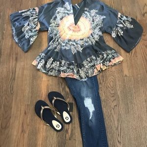 NWT Gold Guess Sandals